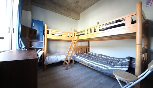 Habitación cuádruple económica, vistas al mar