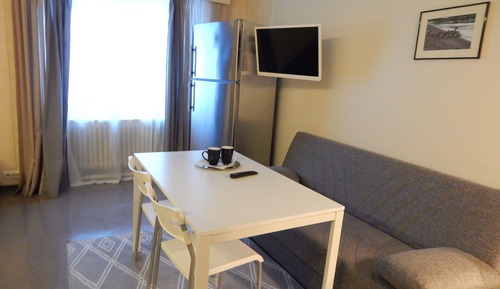 Habitación clásica con 2 camas individuales, baño compartido