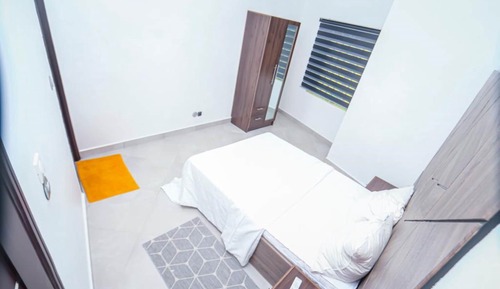 Apartamento de diseño, 2 habitaciones, balcón