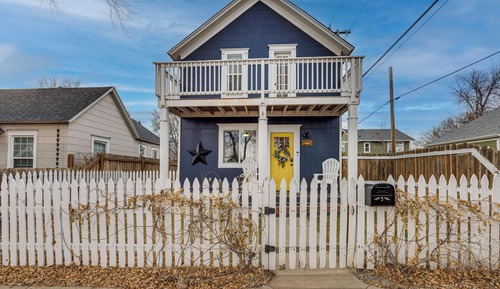 Casa (2 Bedrooms)