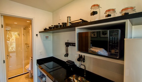 Habitación triple Deluxe, vistas parciales al mar