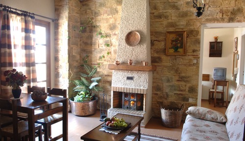 Habitación tradicional, chimenea