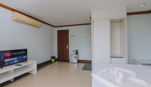 Habitación Deluxe doble, 1 cama de matrimonio grande, no fumadores, vistas a la ciudad