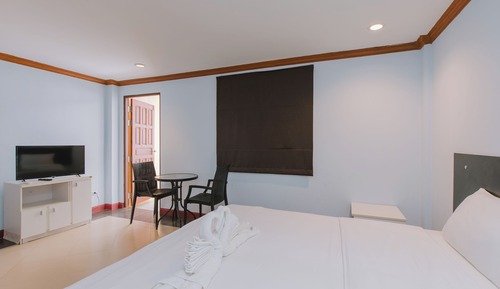 Habitación estándar doble, 1 cama de matrimonio grande, no fumadores, vistas a la ciudad
