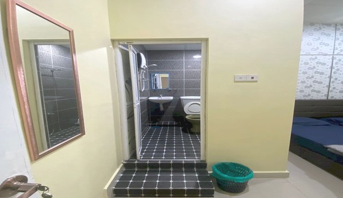 Habitación, baño privado