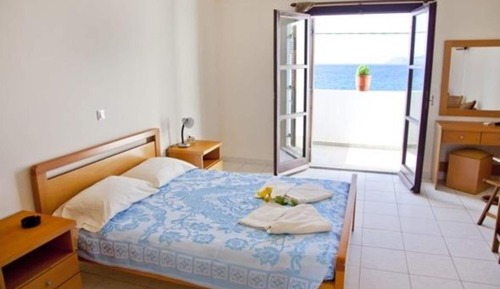 Estudio económico, vistas al mar