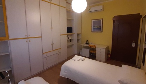 Habitación Business con 2 camas individuales