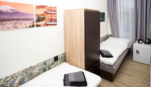 Habitación económica con 2 camas individuales