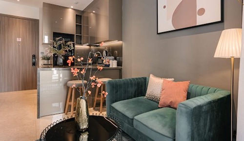 Apartamento familiar, 5 habitaciones, Acceso al salón del club, vistas a la ciudad