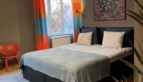 Deluxe Apartment, 1 King Bed, Non Smoking, City View