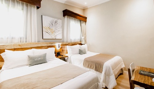 Habitación familiar con 1 cama doble o 2 individuales