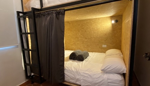 Dormitorio compartido económico