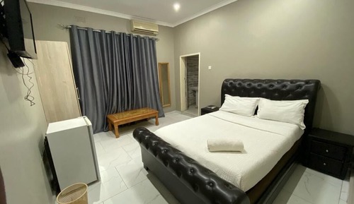 Habitación estándar con 1 cama doble o 2 individuales