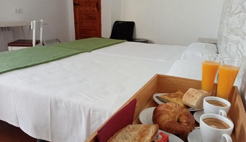 Habitación con 1 cama doble o 2 individuales