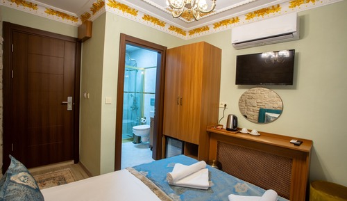 Double Room