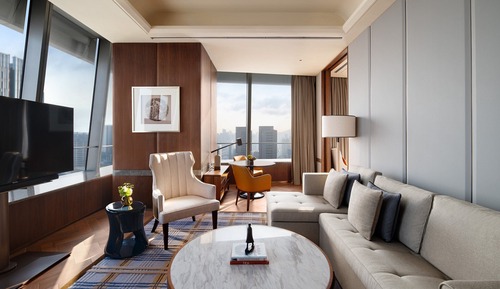 Suite ejecutiva, 1 cama de matrimonio grande, vistas a la ciudad