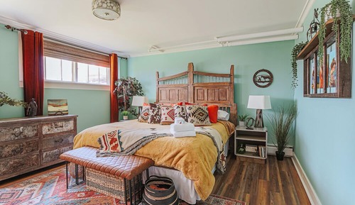 Apartamento, baño privado (The Urban Cowboy)