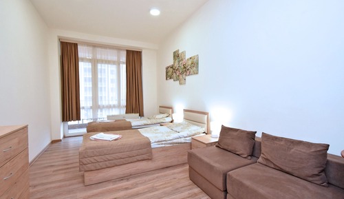 Habitación estándar con 2 camas individuales, balcón