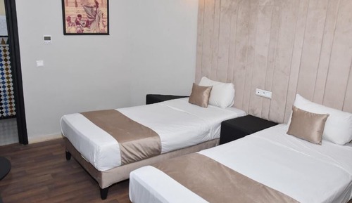 Habitación clásica con 2 camas individuales
