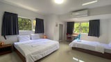 Family Room, Multiple Beds, Non Smoking