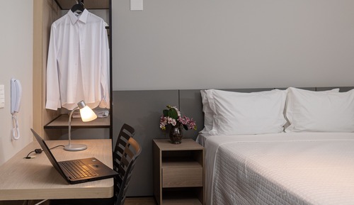 Estudio superior, 1 cama de matrimonio