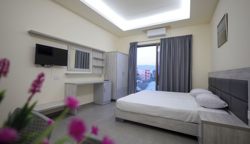 Habitación clásica con 1 cama doble o 2 individuales