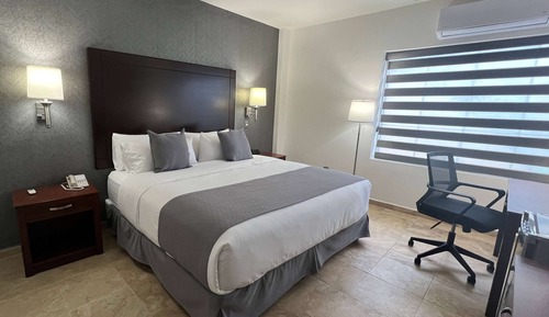 Habitación, 1 cama de matrimonio grande, accesible para personas con discapacidad (Mobility)