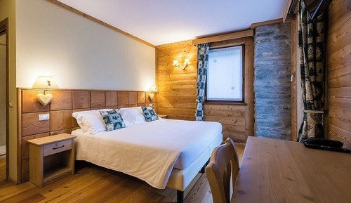 Habitación Confort con 1 cama doble o 2 individuales