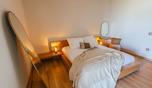 Suite estudio junior, terraza, vistas al jardín