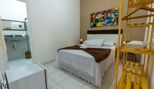 Habitación estándar con 2 camas individuales, 1 cama doble