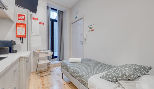 Estudio básico, 1 cama individual, no fumadores, baño privado