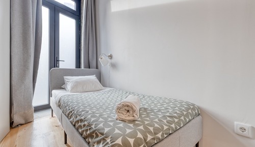 Estudio básico, 1 cama individual, no fumadores, baño privado