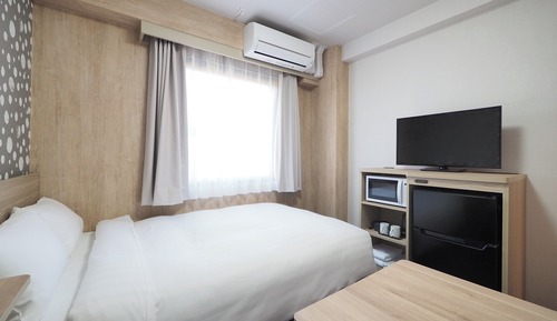 Habitación doble de uso individual, fumadores (Semi Double, with Microwave)