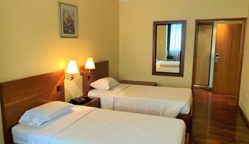 Habitación estándar con 2 camas individuales