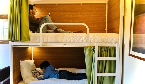 Dormitorio compartido estándar, solo para mujeres