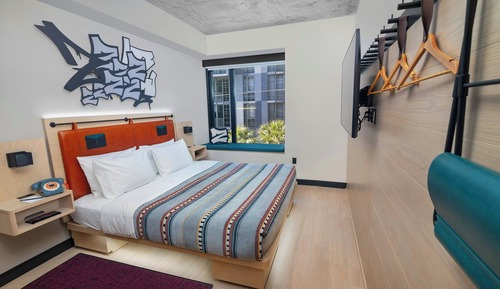 Habitación básica, 1 cama de matrimonio grande (Hearing Accessible)