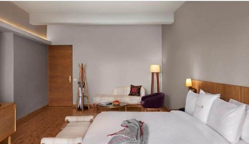 Habitación superior, 1 cama de matrimonio grande (Premium Room)