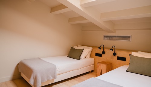 Habitación cuádruple Confort (Carinyena)