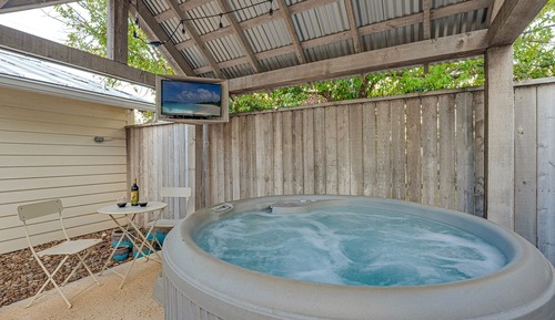 Casa, varias camas, bañera de hidromasaje
