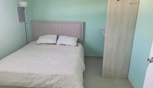 Apartamento Royal, 3 habitaciones, balcón, vistas al mar