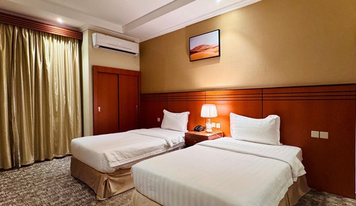 Basic Twin Room