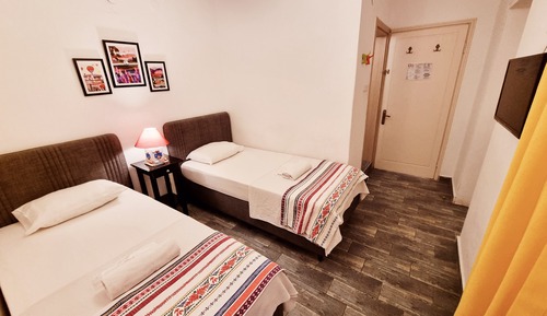 Habitación económica con 2 camas individuales