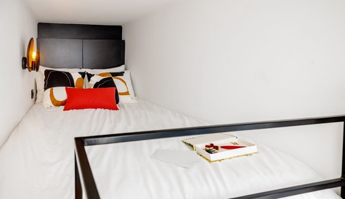 Estudio básico, 1 cama individual grande