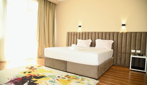 Habitación básica con 1 cama doble o 2 individuales