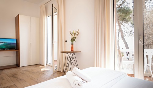 Habitación Confort doble, 1 cama de matrimonio, vistas a la playa