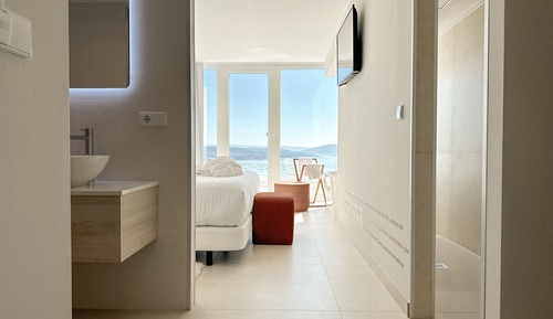 Habitación superior, 1 cama de matrimonio grande, terraza, vistas al mar