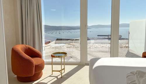 Habitación junior, 1 cama de matrimonio grande, terraza, vistas al mar