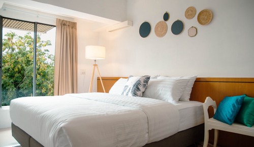 Deluxe King Room