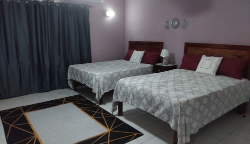 Habitación cuádruple básica