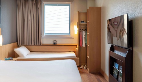 Habitación estándar (1 double bed and 1 twin bed)